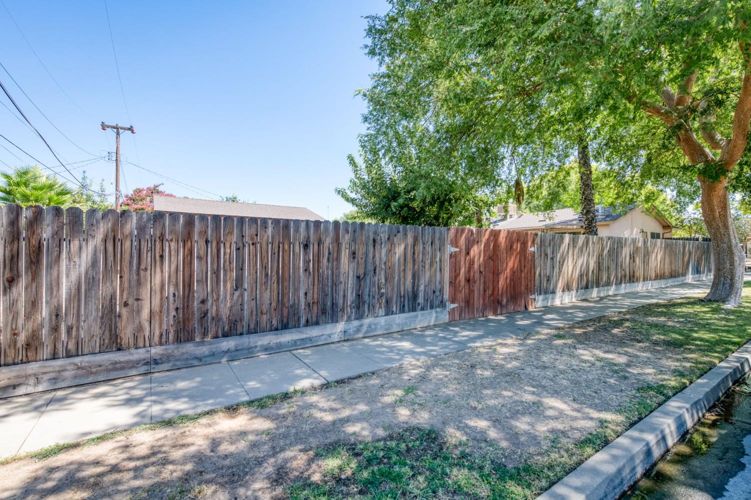 3909 N Cheryl Ave, Fresno, CA 93705