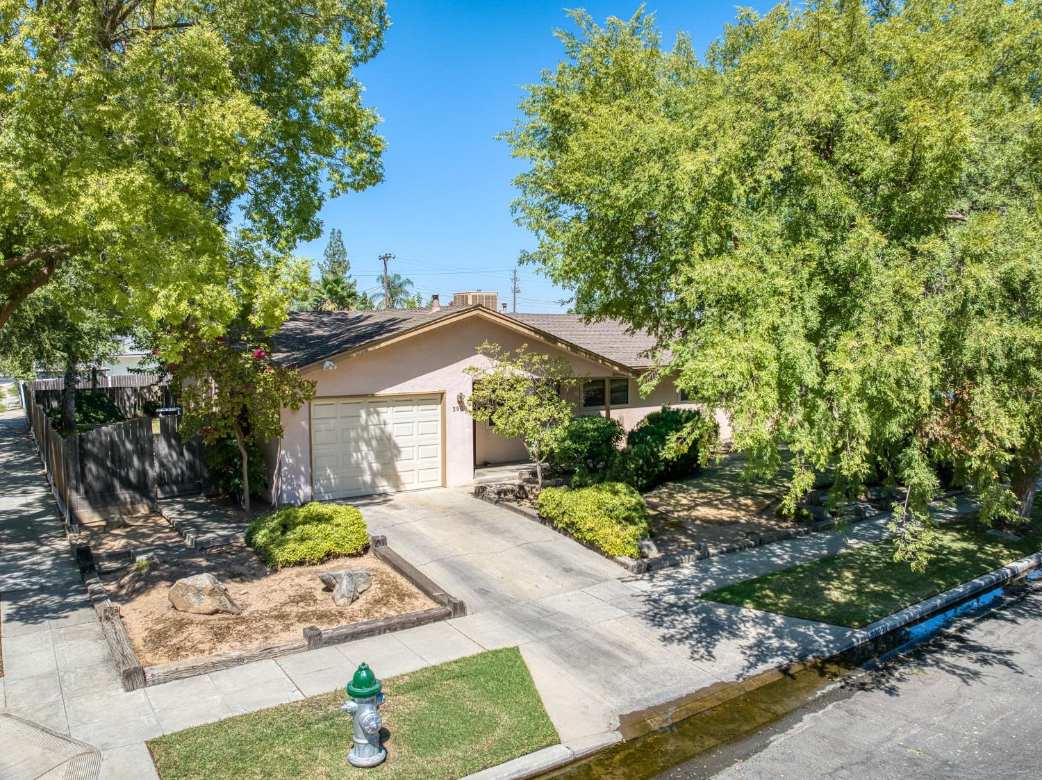 3909 N Cheryl Ave, Fresno, CA 93705