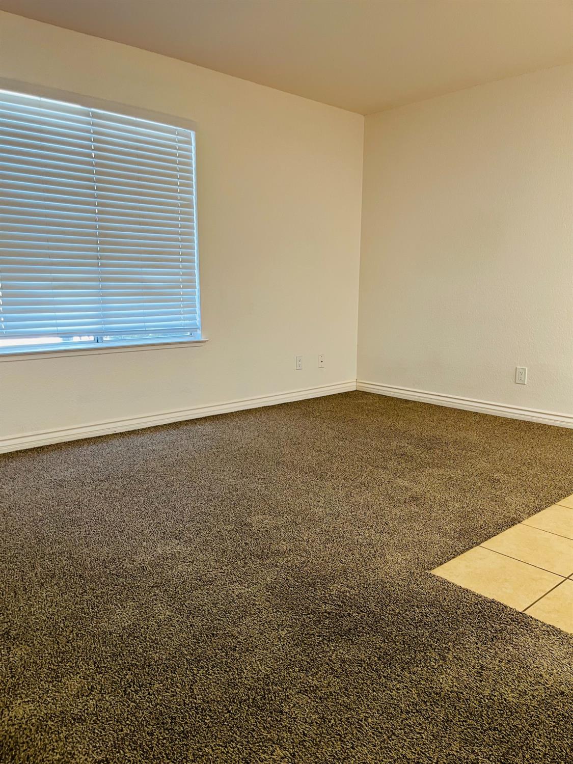 5145 E Lane Ave #114, Fresno, CA 93727