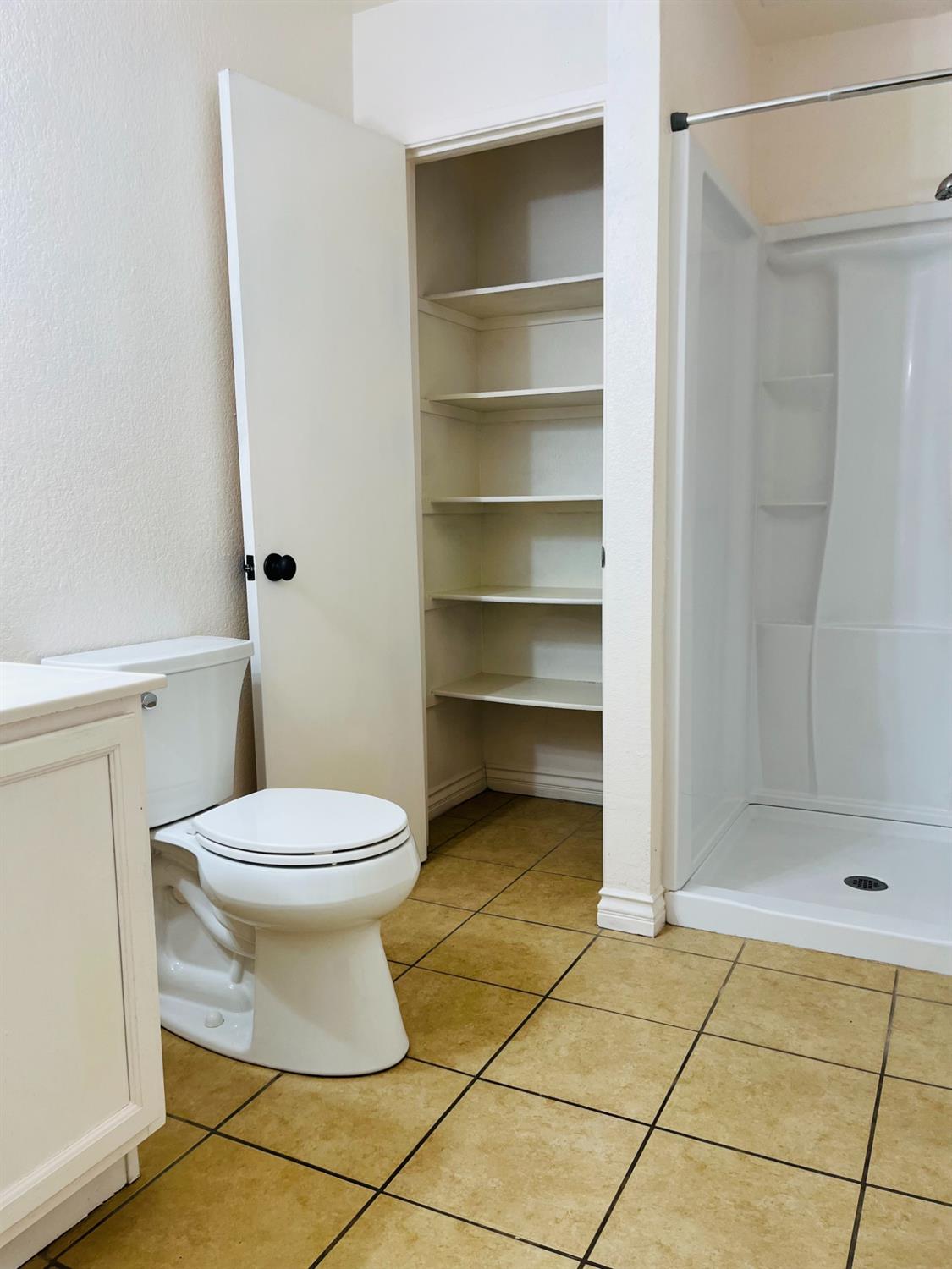 5145 E Lane Ave #114, Fresno, CA 93727