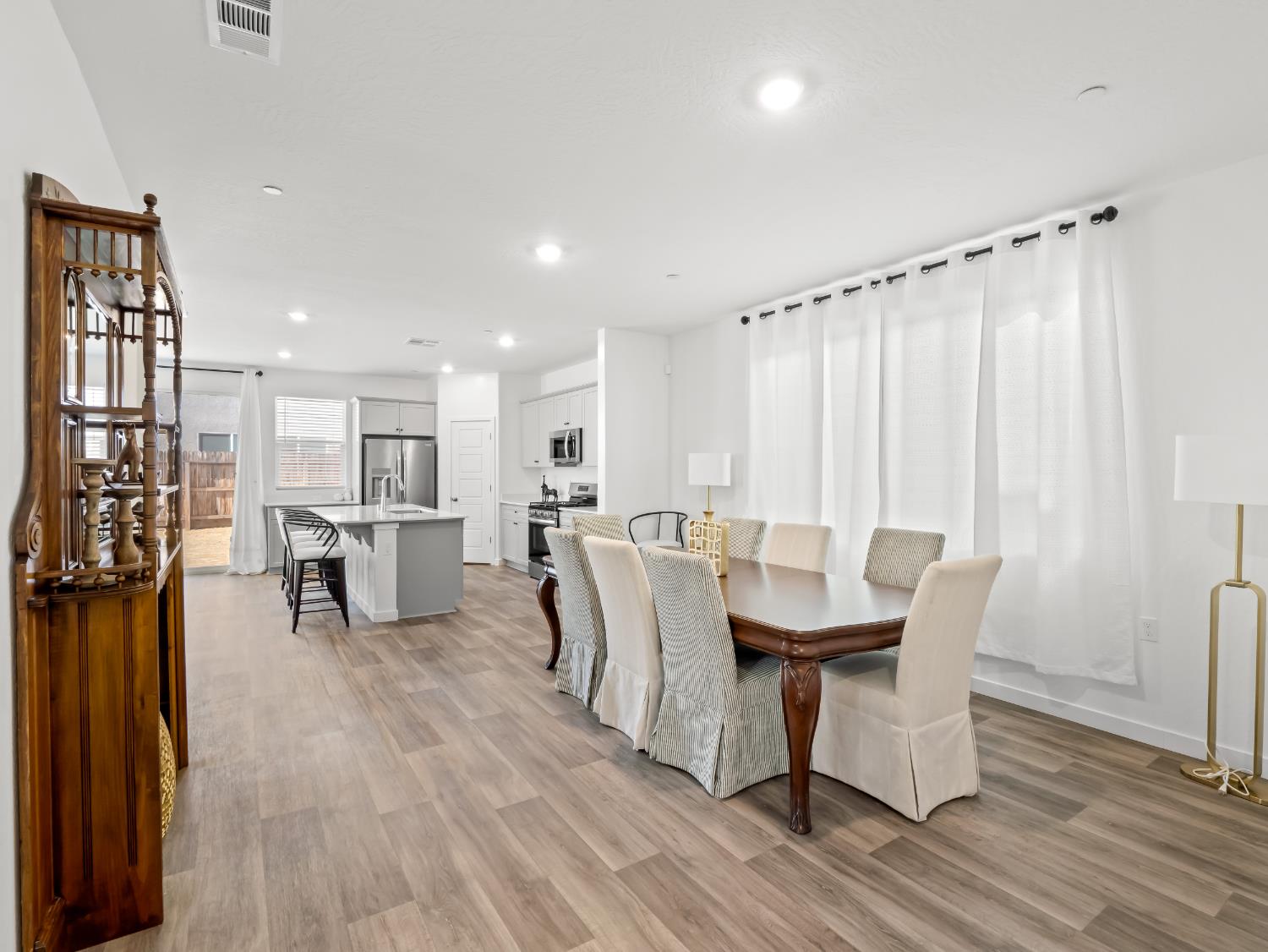 4225 Hampton Way, Clovis, CA 93619