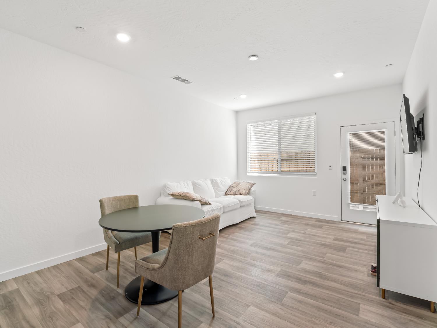 4225 Hampton Way, Clovis, CA 93619