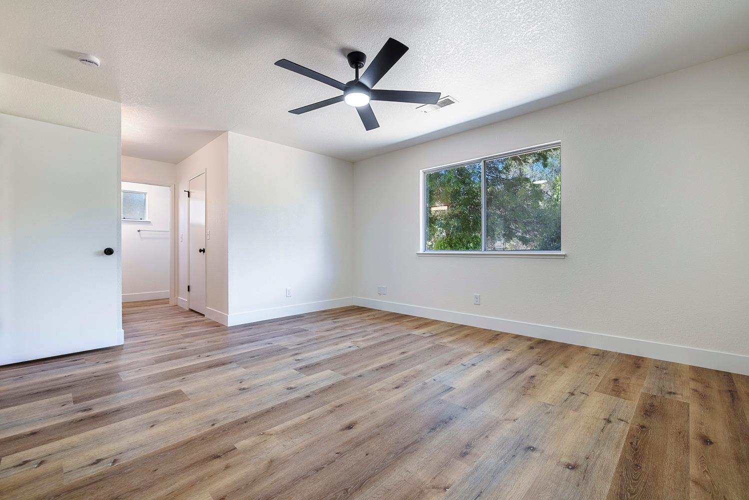 47555 Willow Pond Rd, Coarsegold, CA 93614