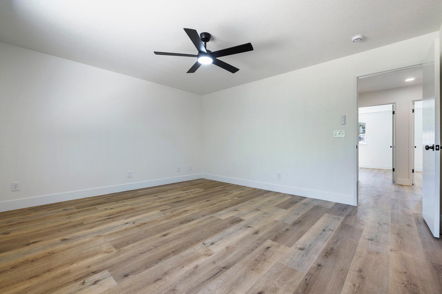 47555 Willow Pond Rd, Coarsegold, CA 93614