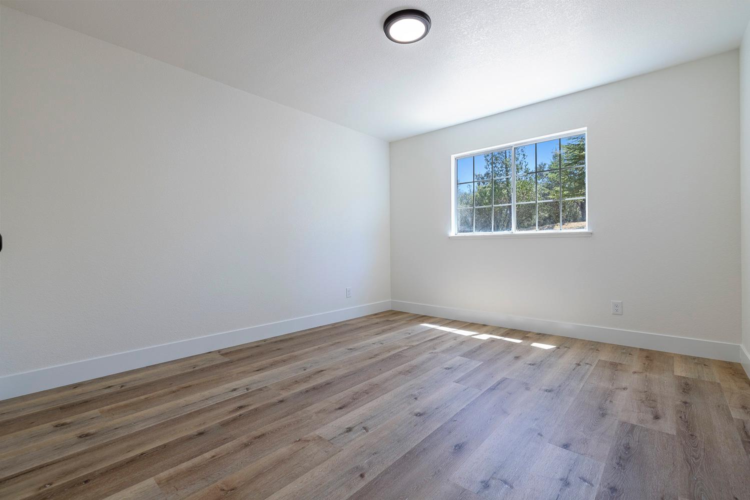 47555 Willow Pond Rd, Coarsegold, CA 93614