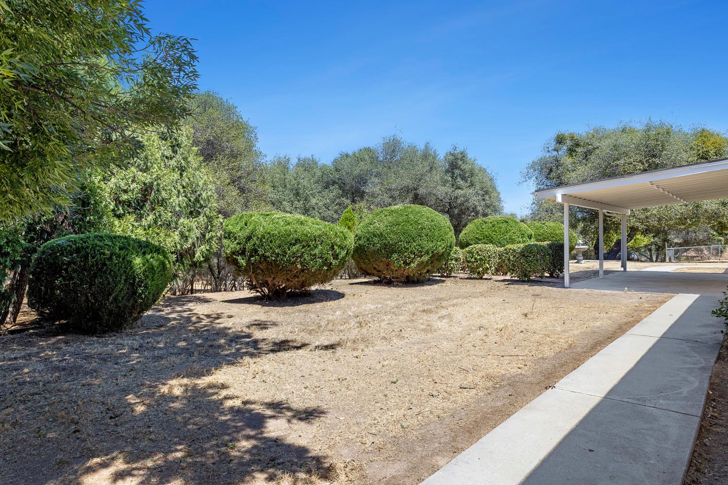 47555 Willow Pond Rd, Coarsegold, CA 93614