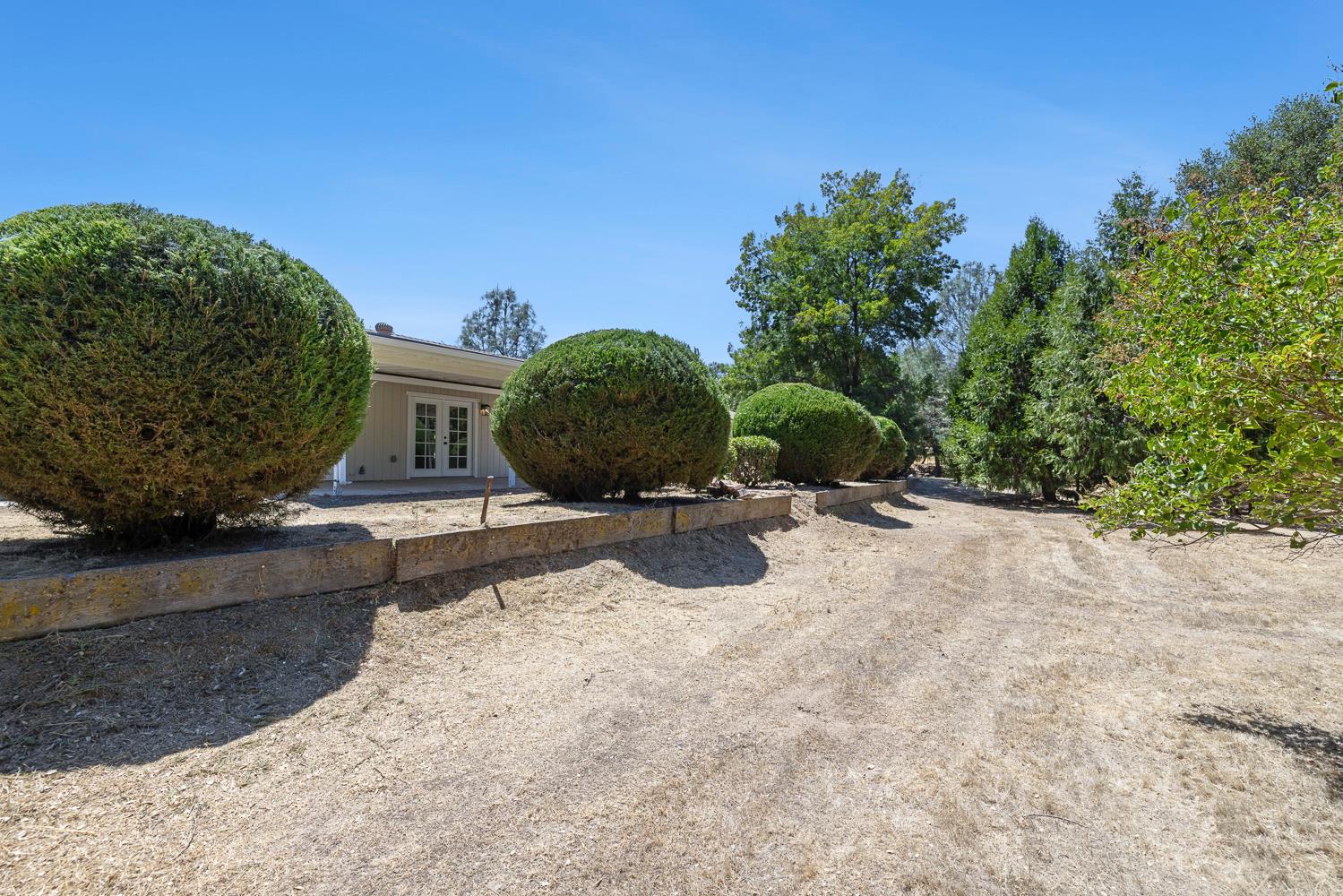 47555 Willow Pond Rd, Coarsegold, CA 93614