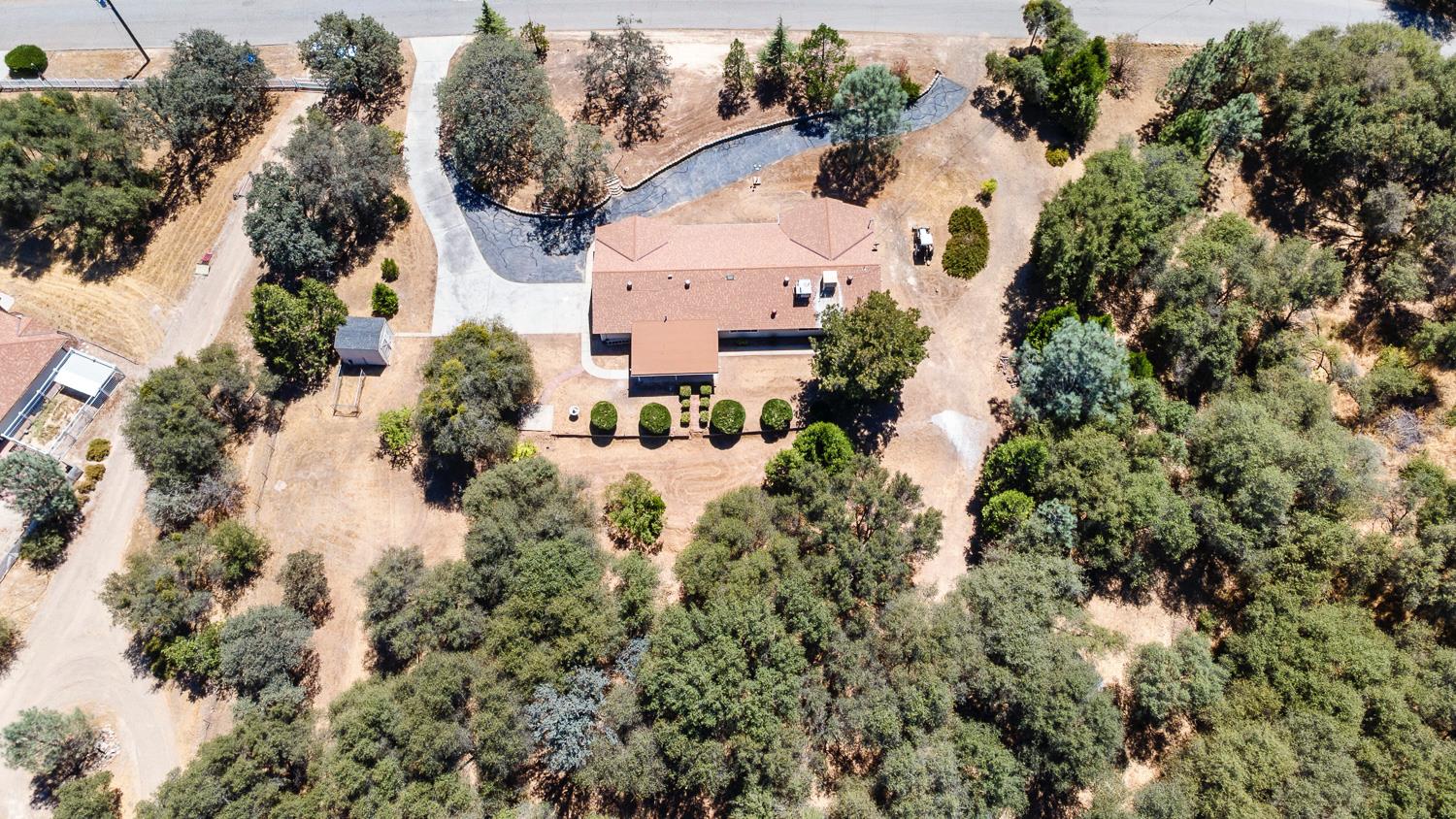 47555 Willow Pond Rd, Coarsegold, CA 93614