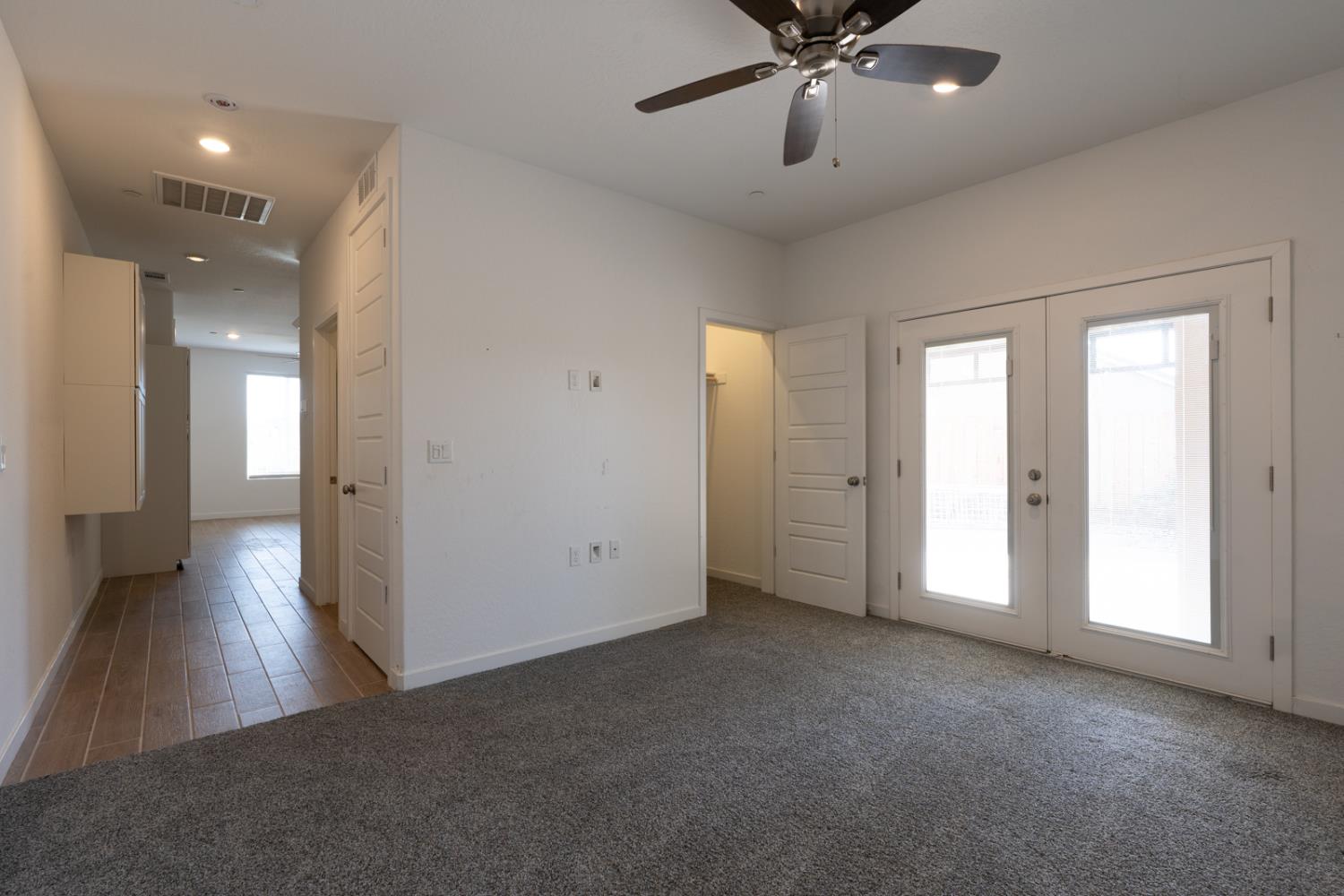 1240 Atlantica Dr S, Madera, CA 93636