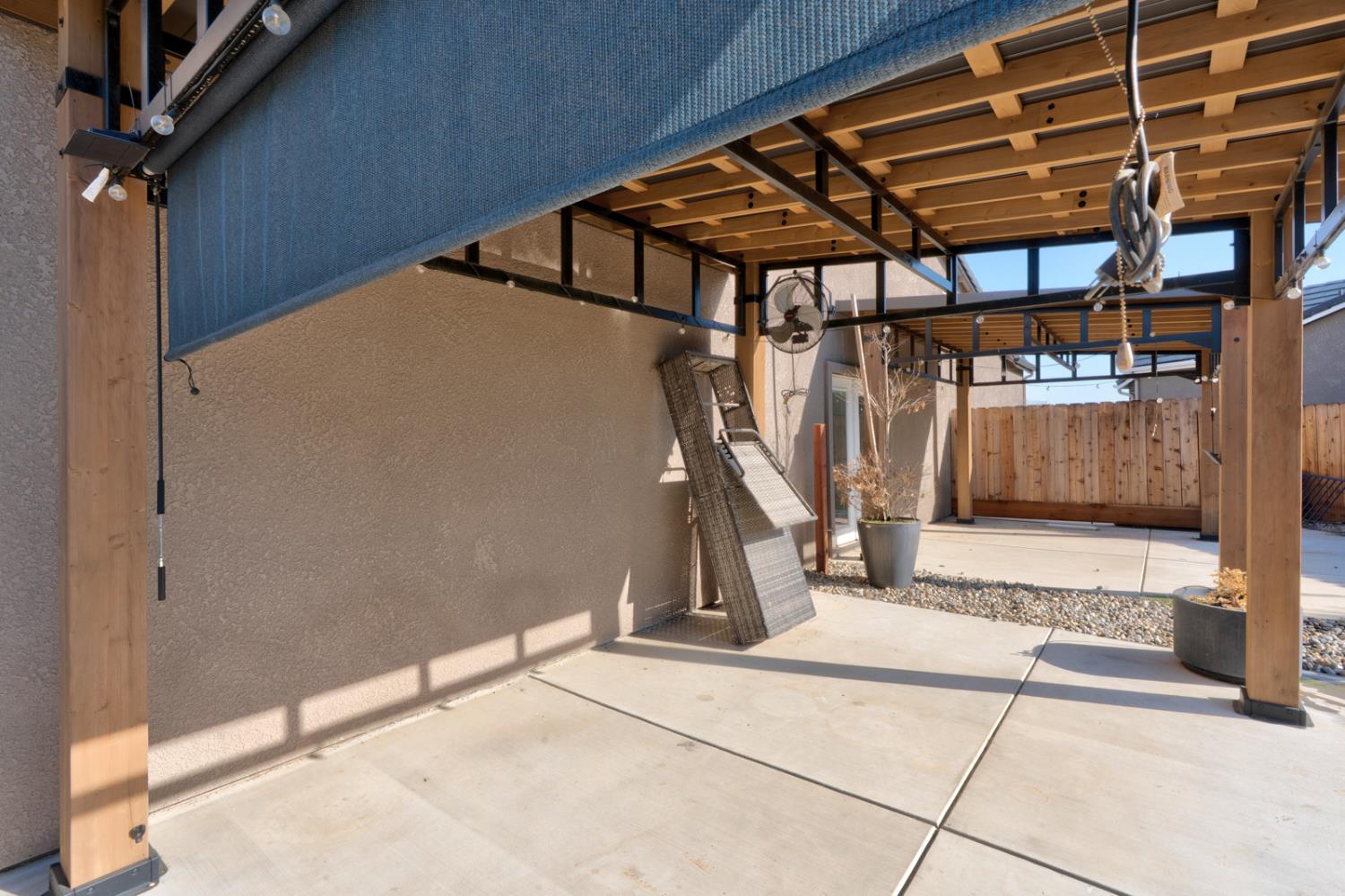 1240 Atlantica Dr S, Madera, CA 93636