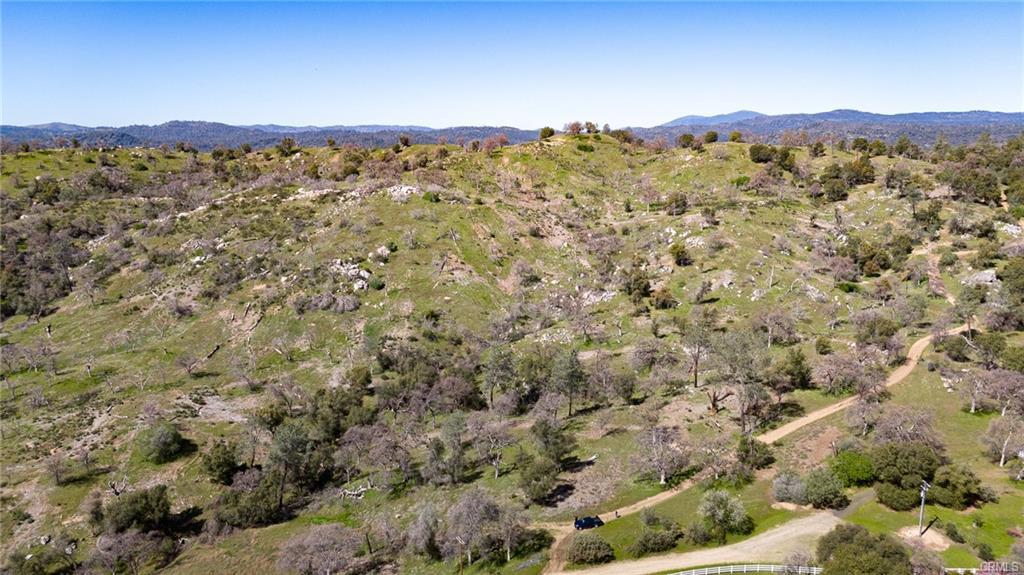 3831 Broncho Hollow Ln, Mariposa, CA 95338