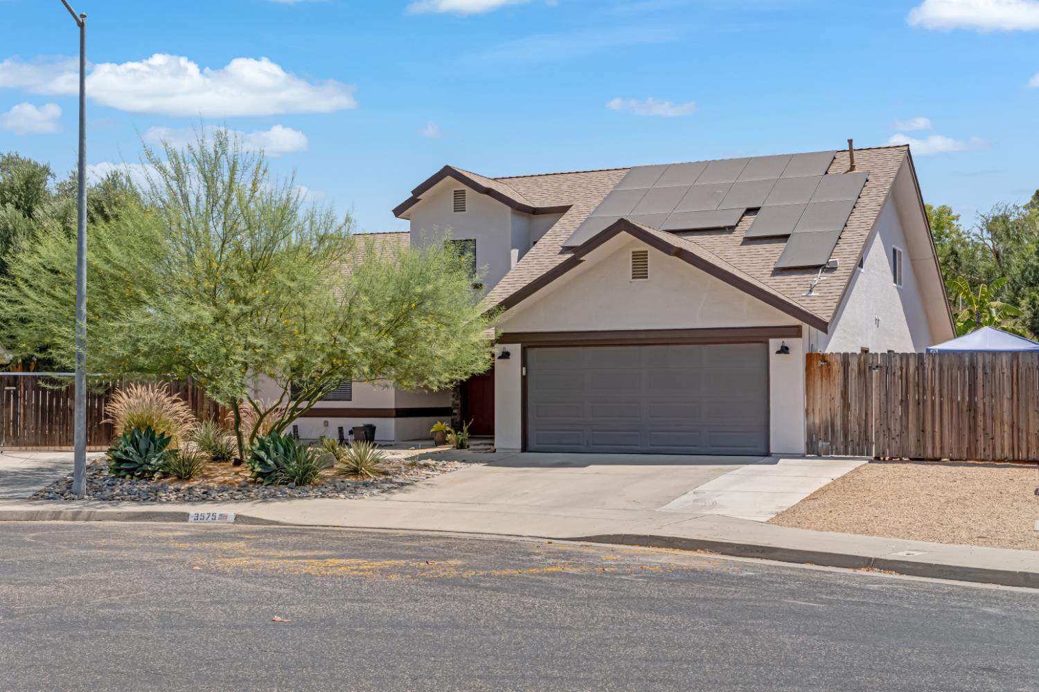 3575 Sunnyside Ave, Clovis, CA 93611