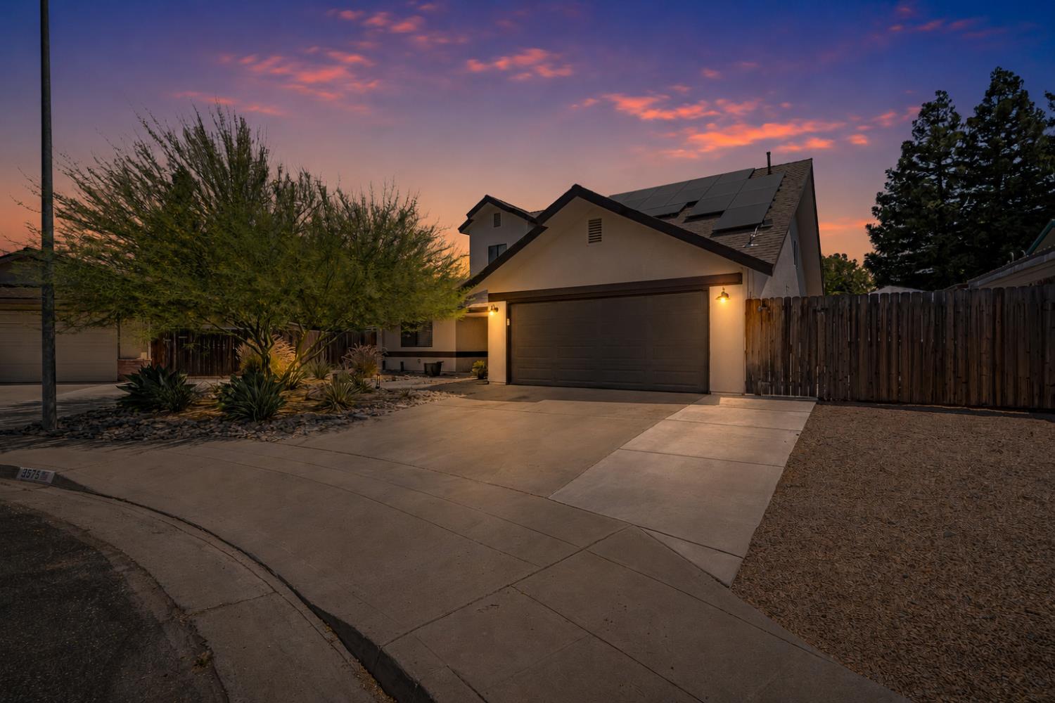 3575 Sunnyside Ave, Clovis, CA 93611