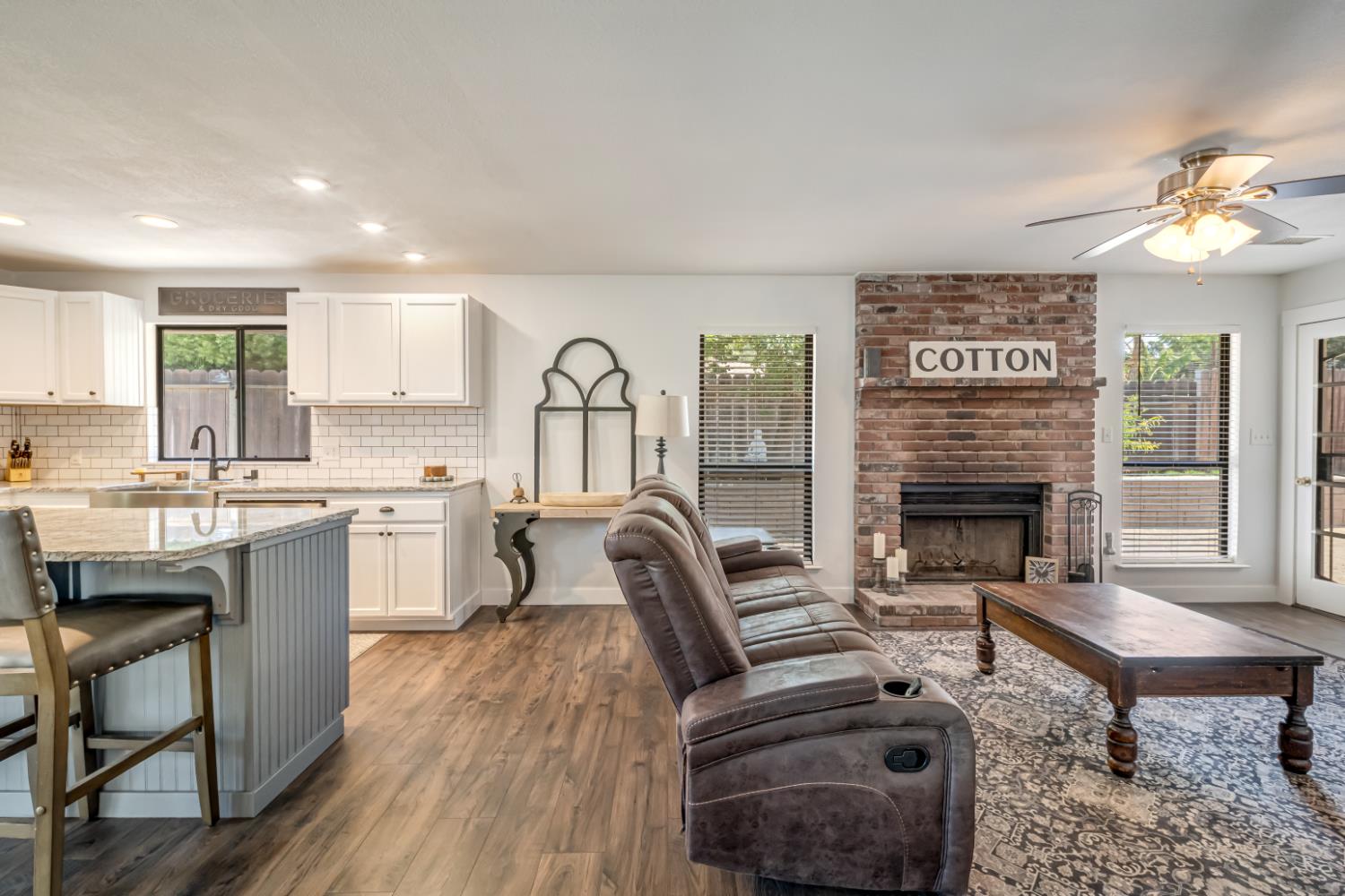 3575 Sunnyside Ave, Clovis, CA 93611