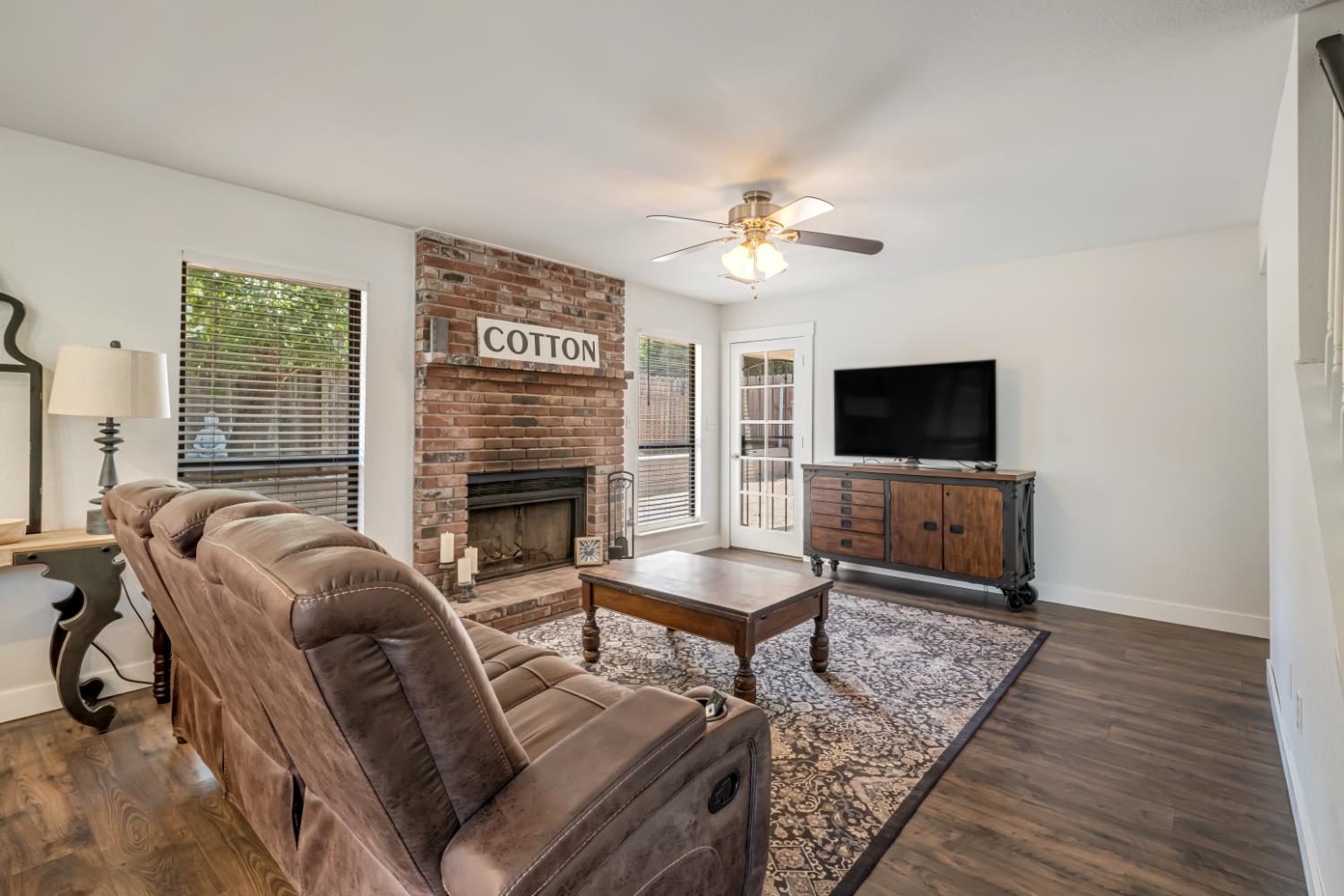 3575 Sunnyside Ave, Clovis, CA 93611