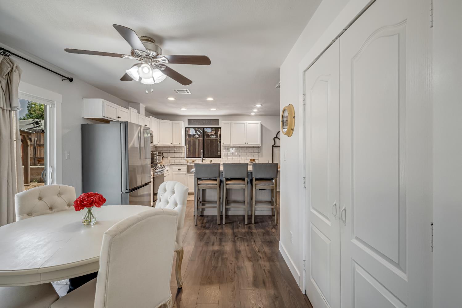 3575 Sunnyside Ave, Clovis, CA 93611