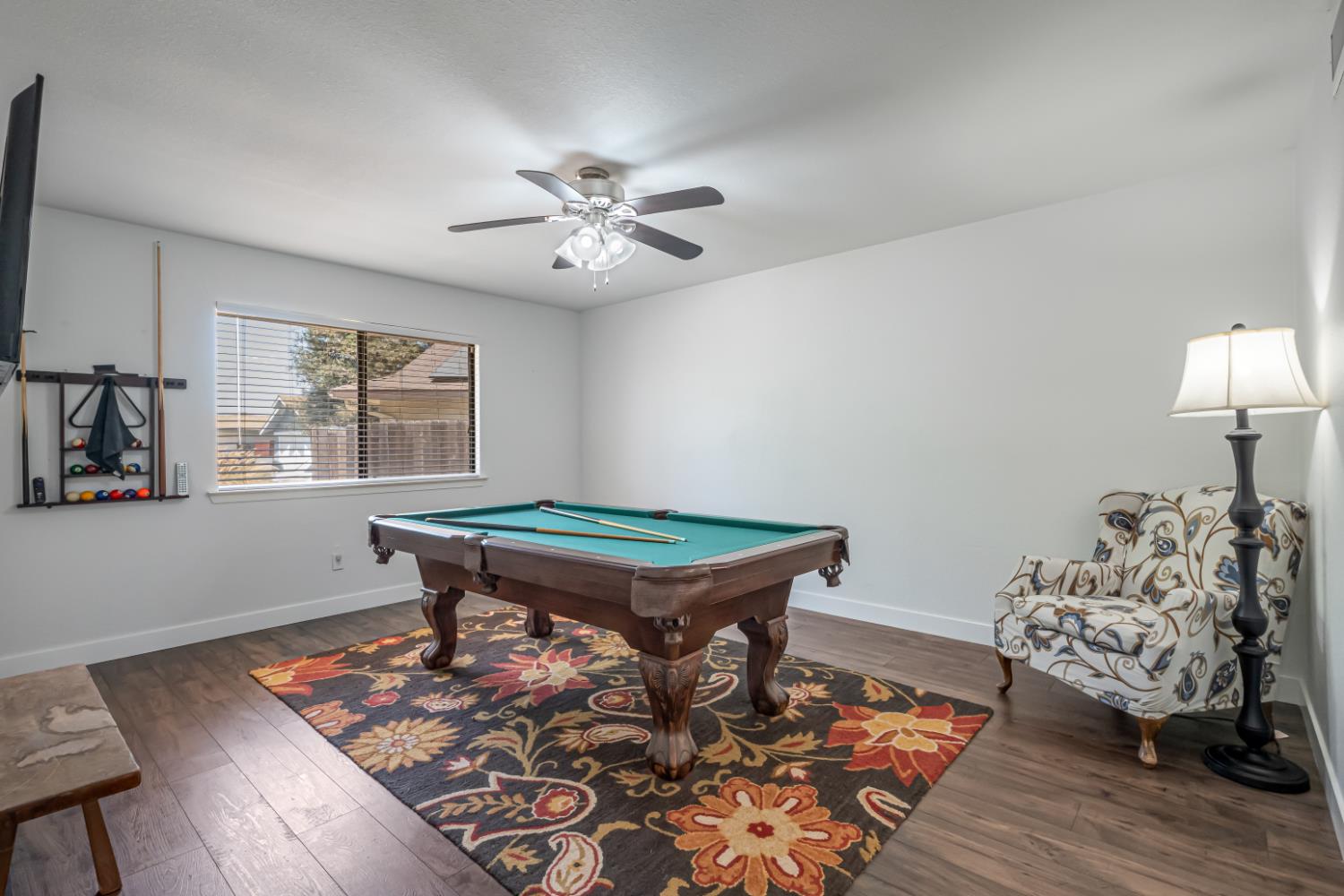 3575 Sunnyside Ave, Clovis, CA 93611