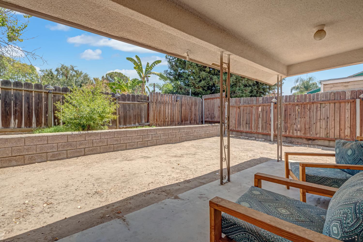 3575 Sunnyside Ave, Clovis, CA 93611
