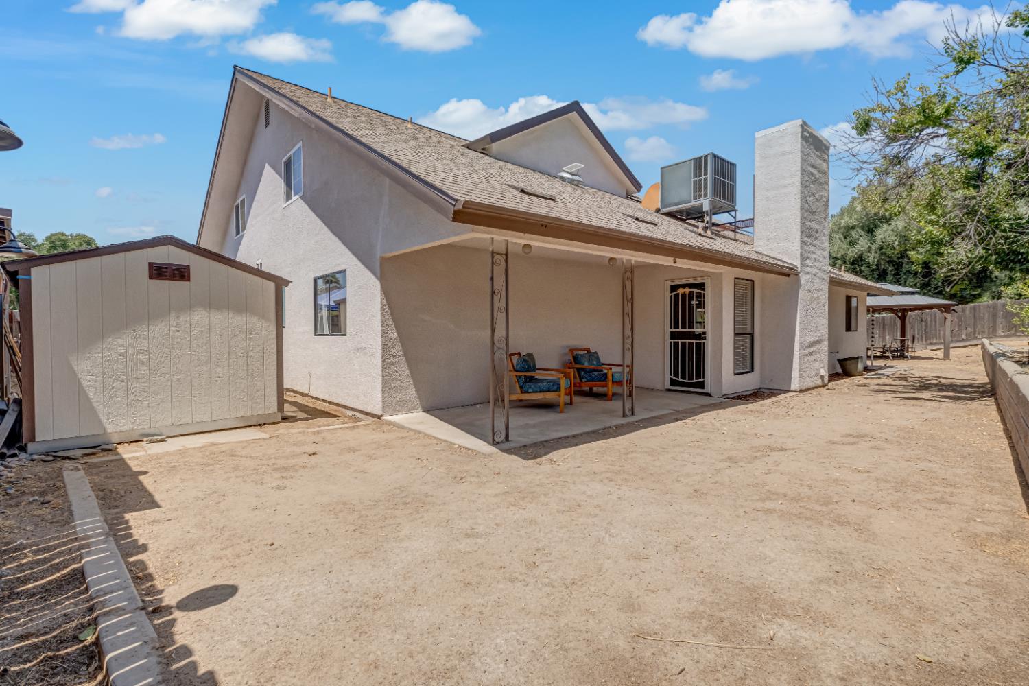 3575 Sunnyside Ave, Clovis, CA 93611