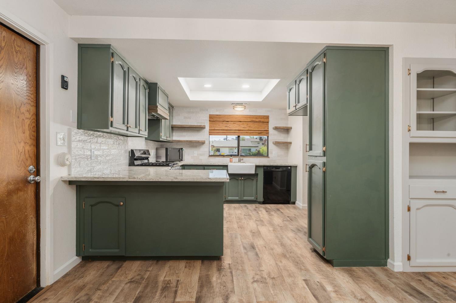 2212 Goldridge St, Selma, CA 93662