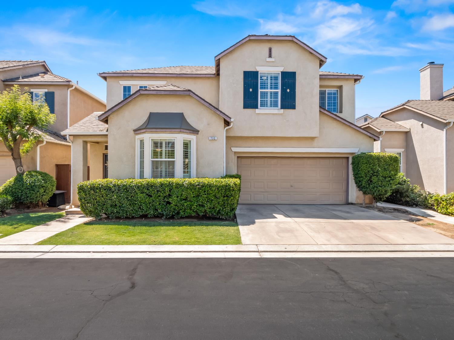 732 W Tivoli Ln, Clovis, CA 93619
