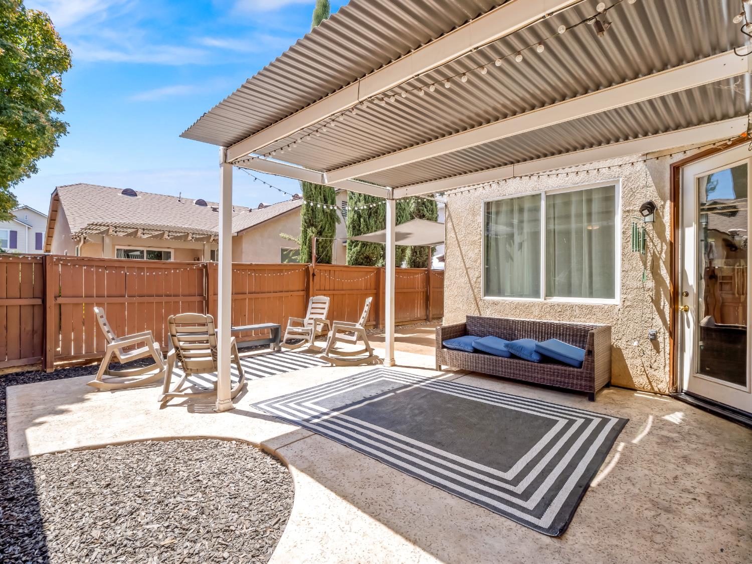 732 W Tivoli Ln, Clovis, CA 93619