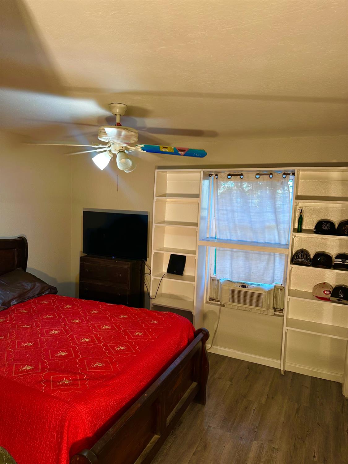 4736 E Lyell Ave, Fresno, CA 93702