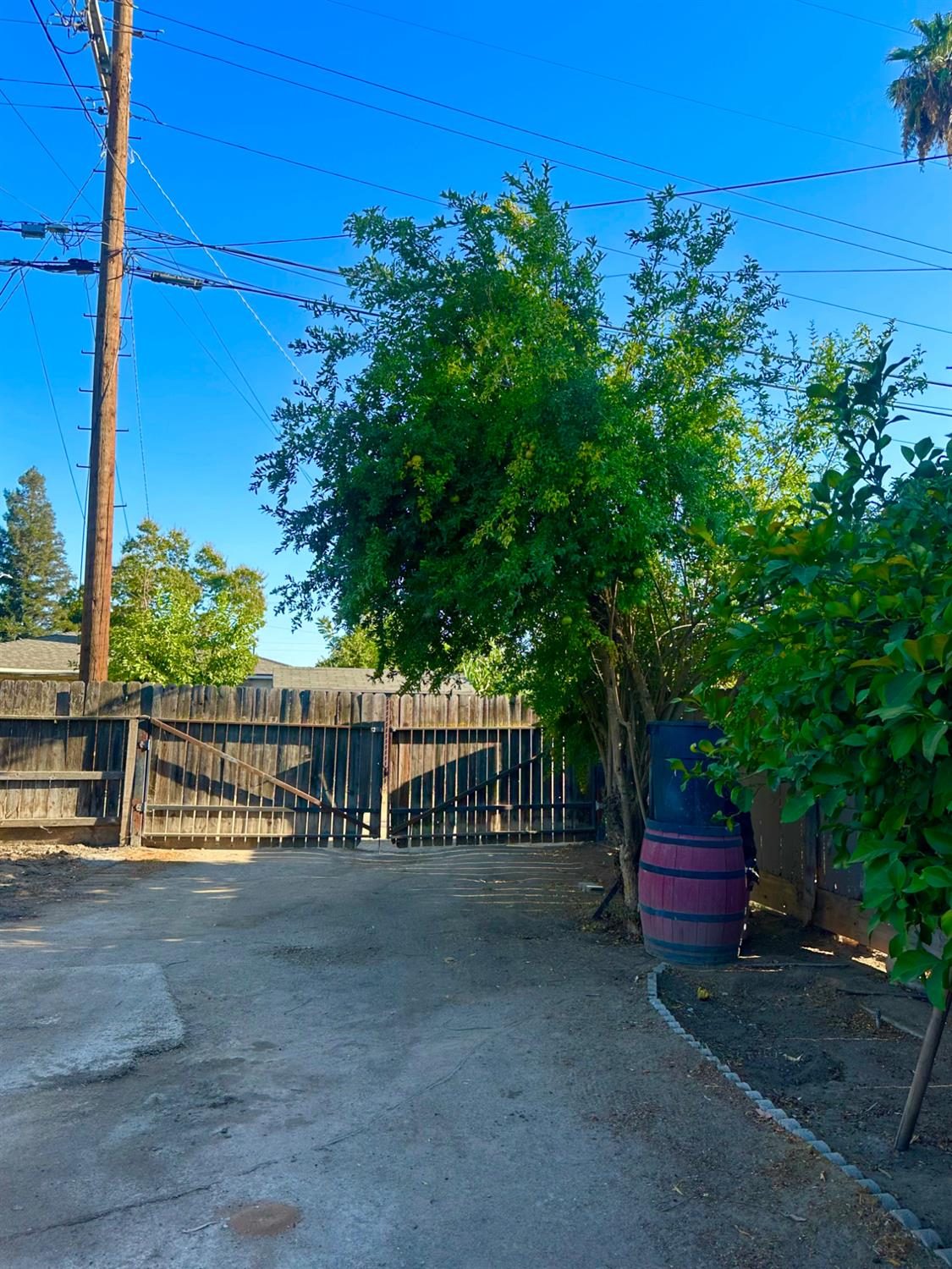 4736 E Lyell Ave, Fresno, CA 93702