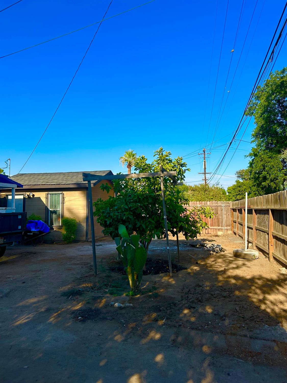4736 E Lyell Ave, Fresno, CA 93702