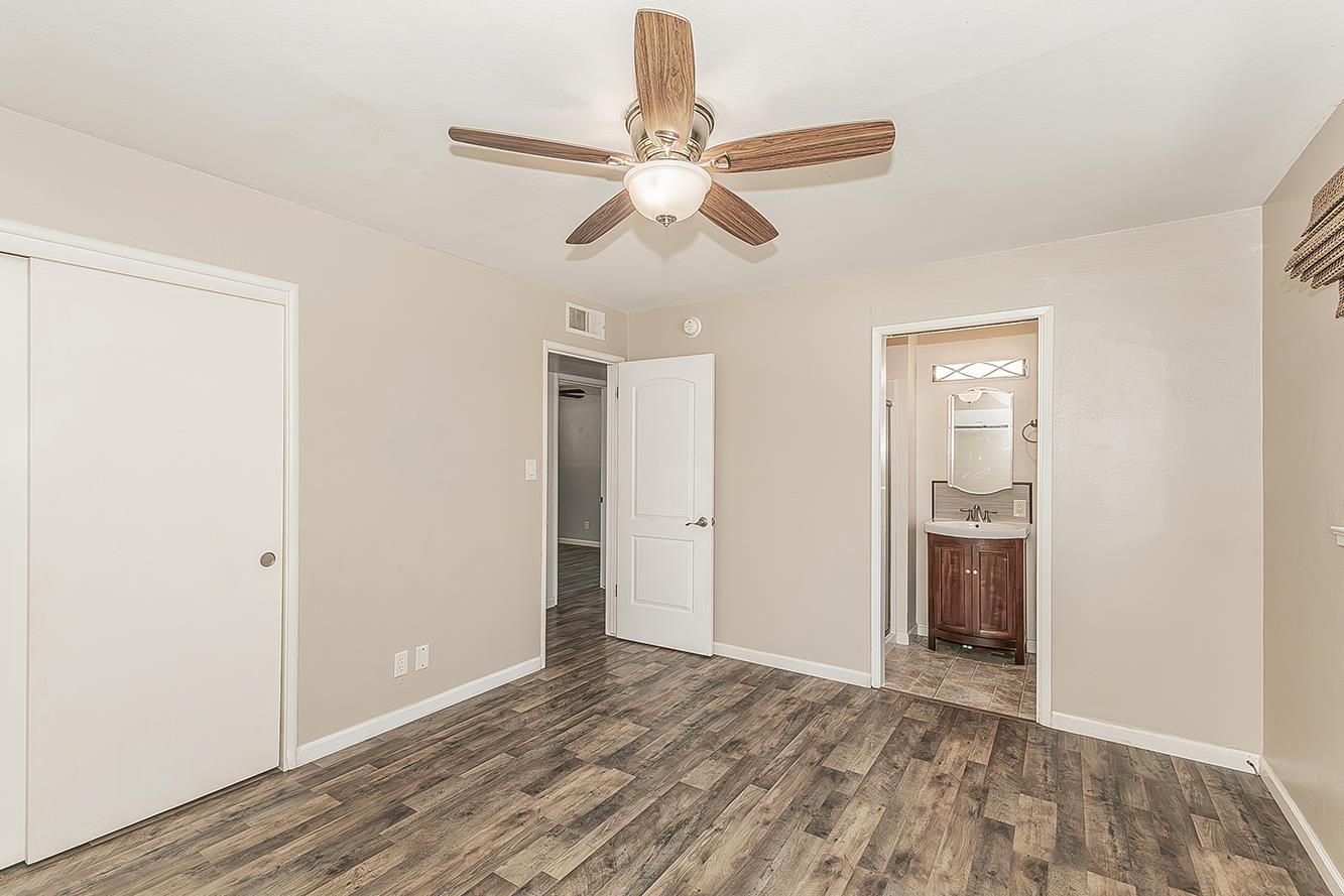 2014 N Kensington Way, Hanford, CA 93230