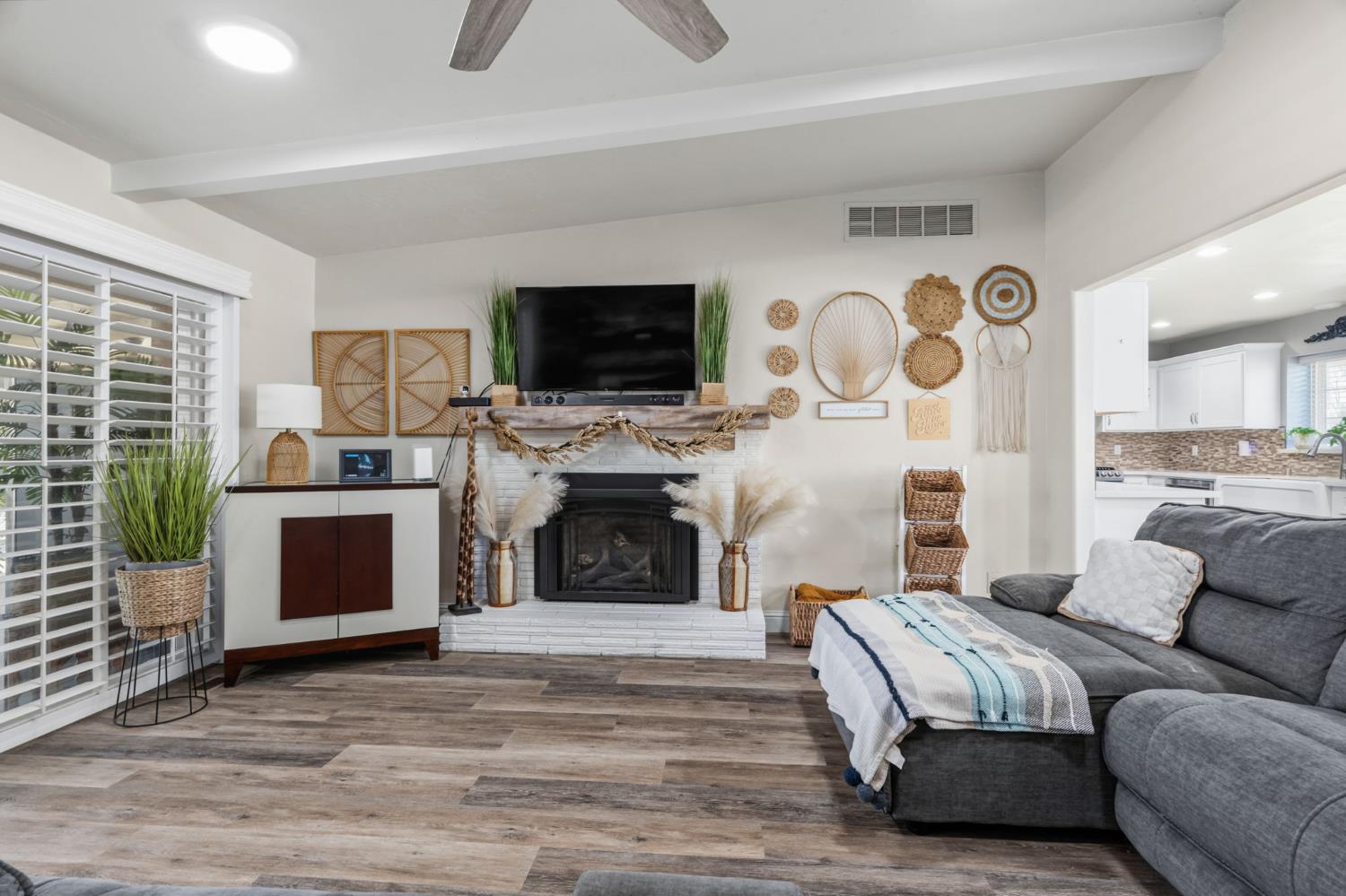720 E Adams Ave, Fowler, CA 93625