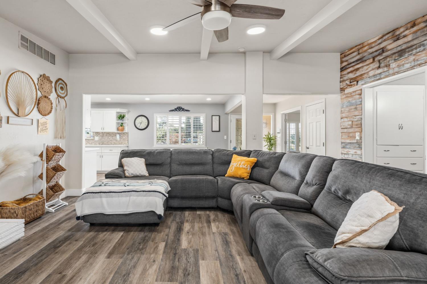 720 E Adams Ave, Fowler, CA 93625