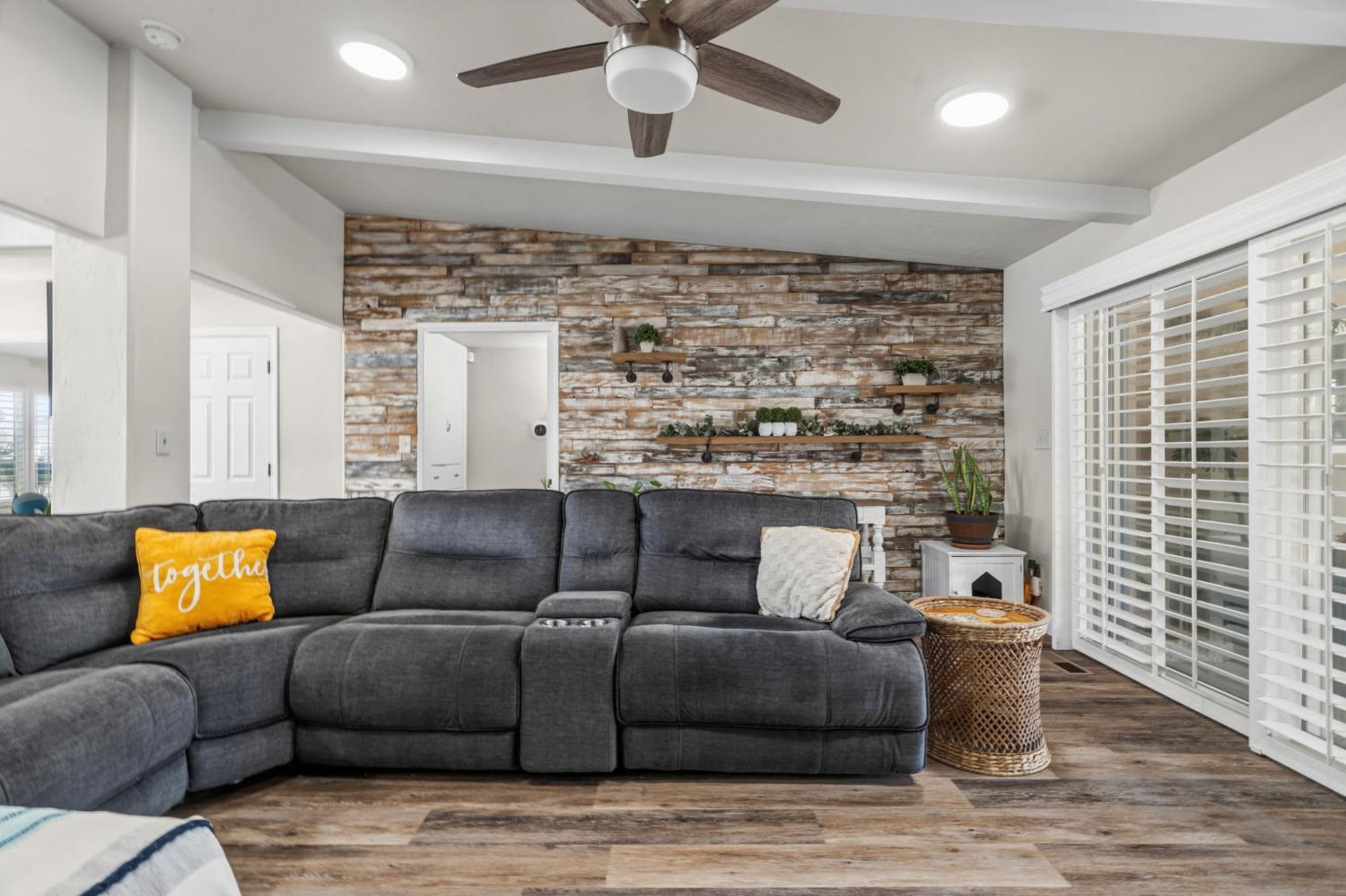 720 E Adams Ave, Fowler, CA 93625