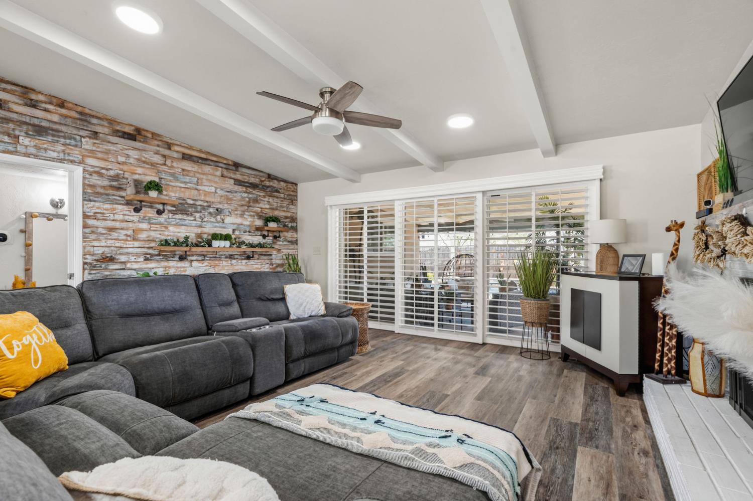 720 E Adams Ave, Fowler, CA 93625