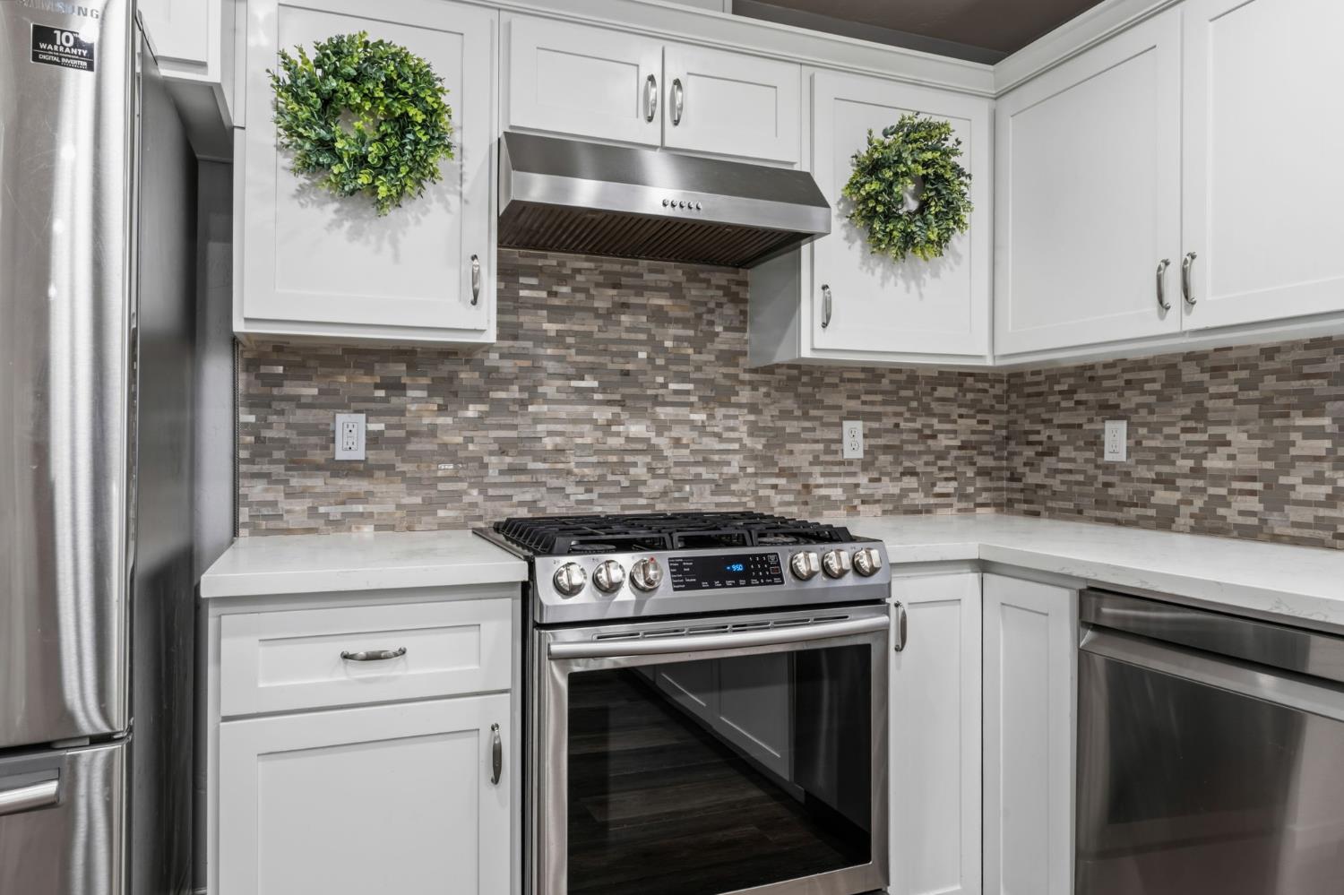 720 E Adams Ave, Fowler, CA 93625