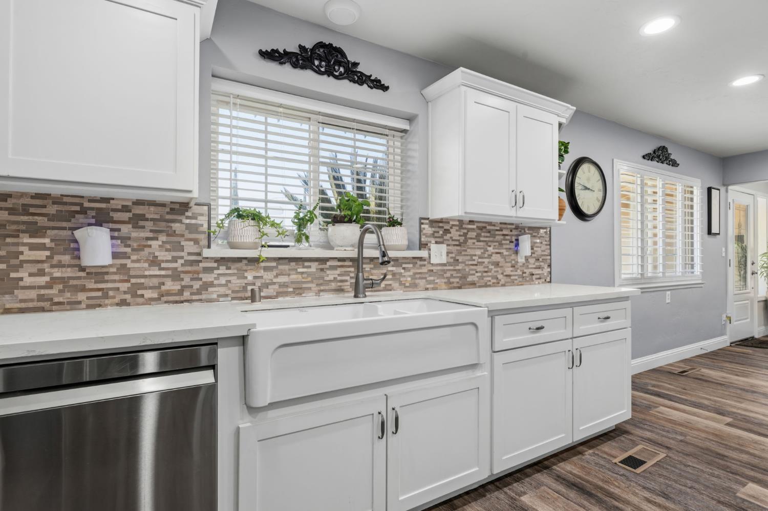 720 E Adams Ave, Fowler, CA 93625