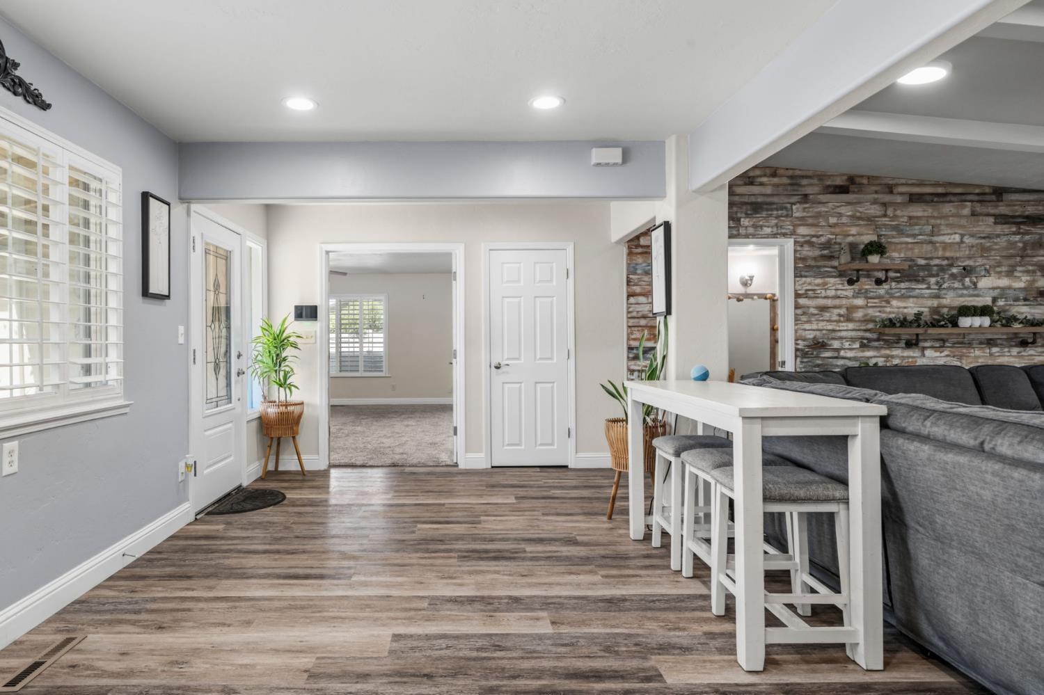 720 E Adams Ave, Fowler, CA 93625