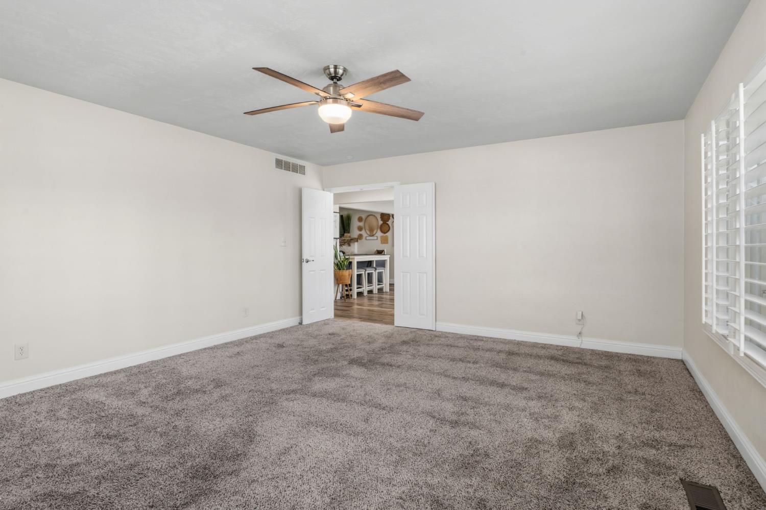 720 E Adams Ave, Fowler, CA 93625