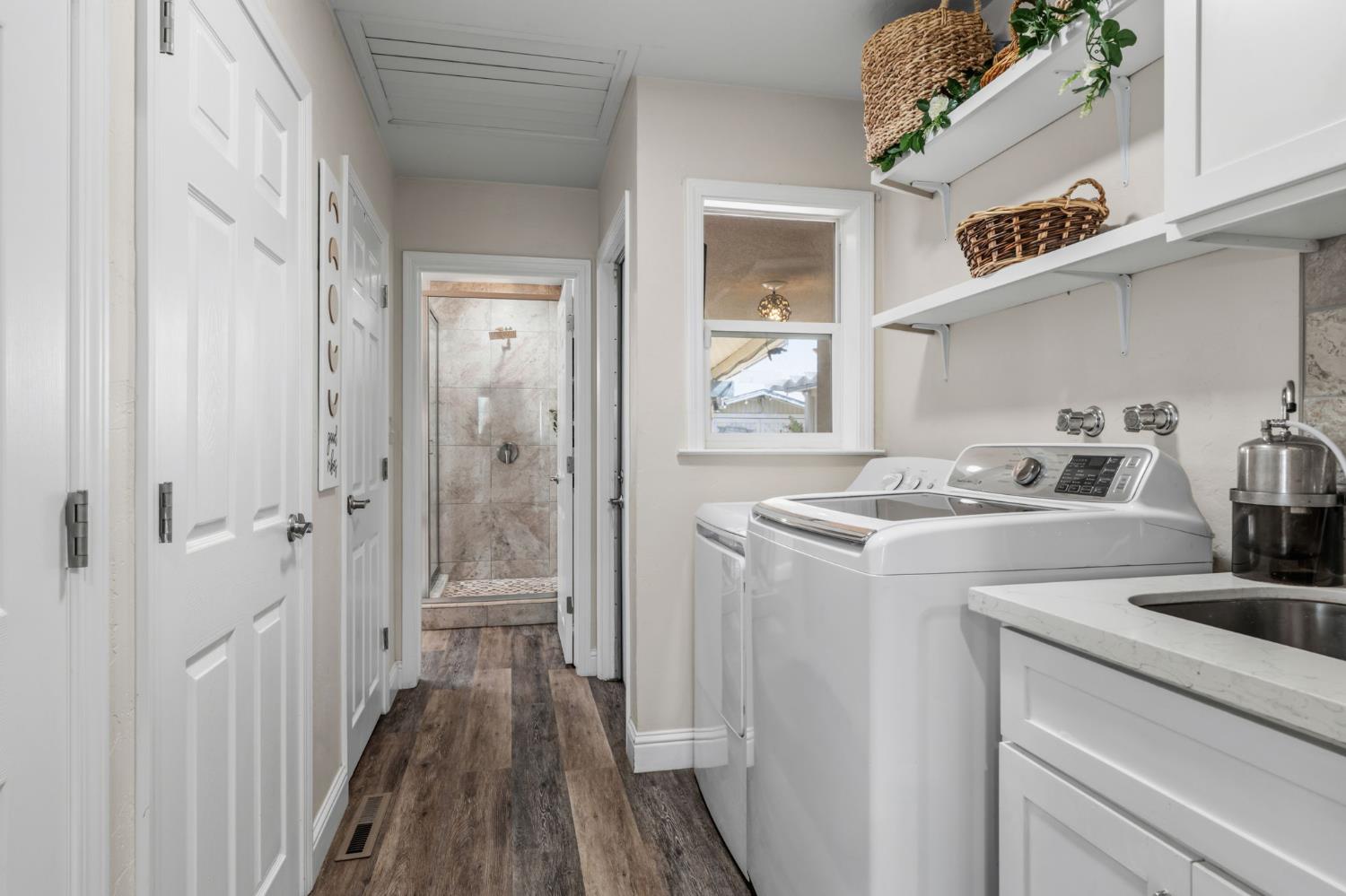 720 E Adams Ave, Fowler, CA 93625