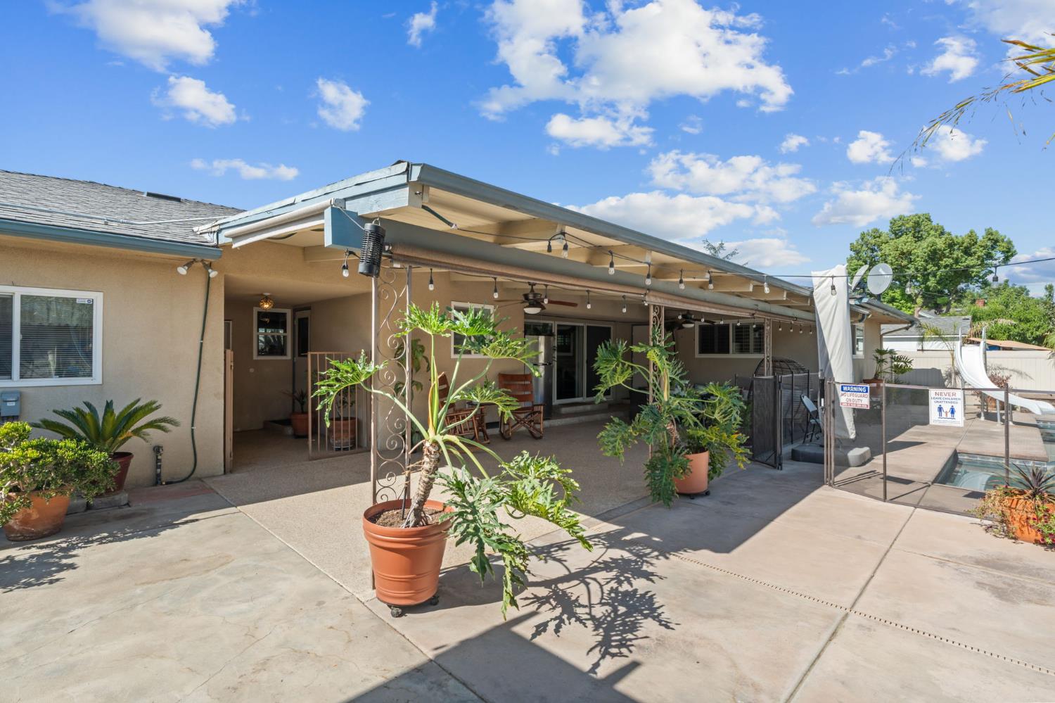 720 E Adams Ave, Fowler, CA 93625