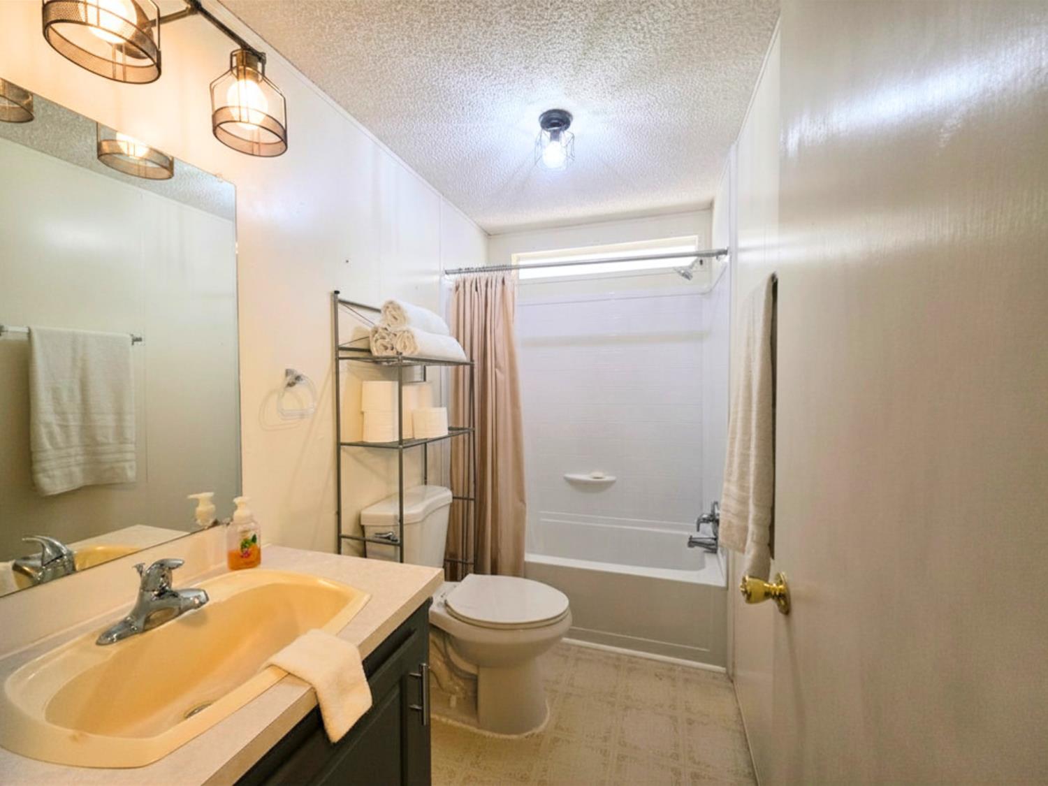 30501 Auberry Rd #32, Auberry, CA 93602