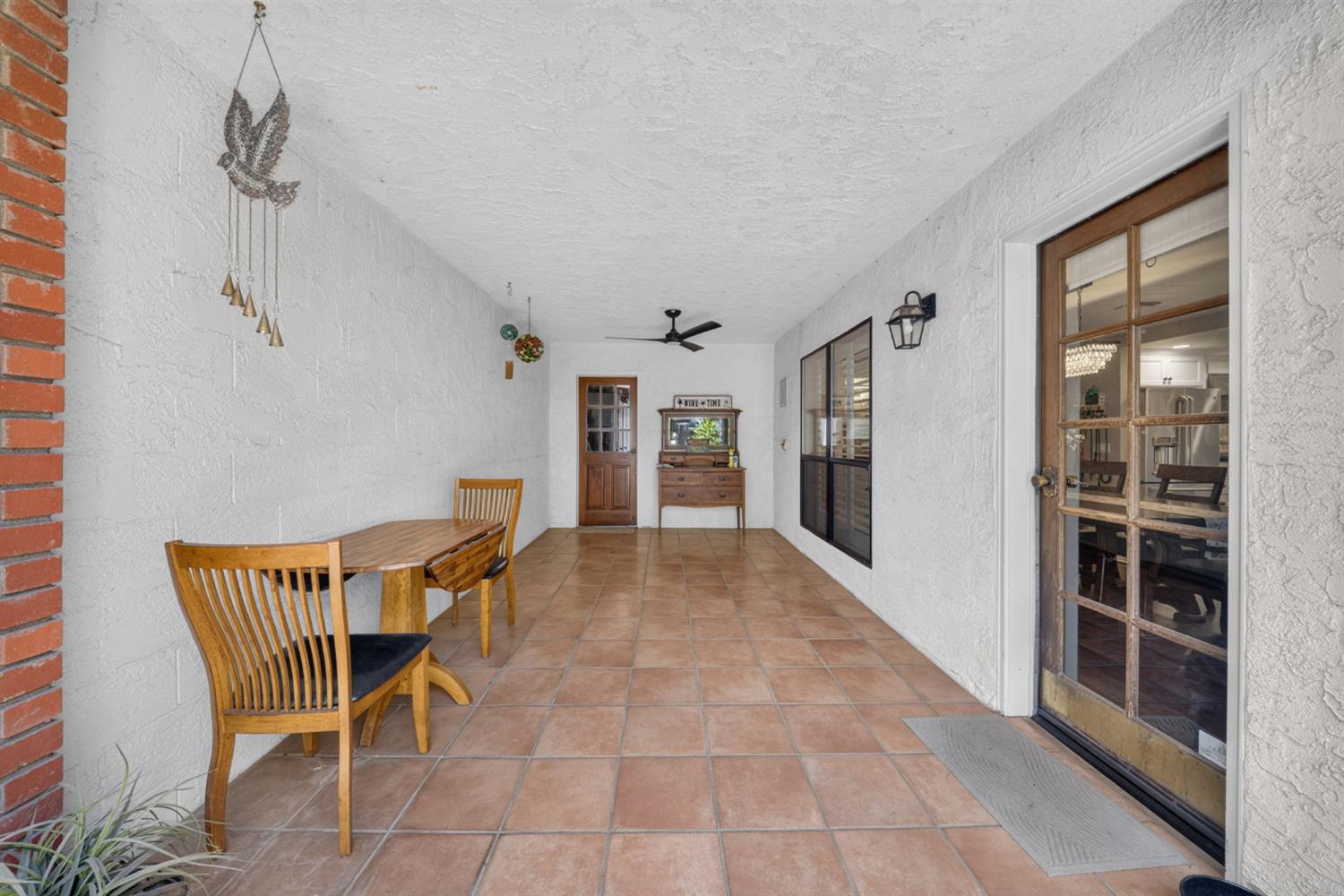 28 Seasons Ct, Madera, CA 93637