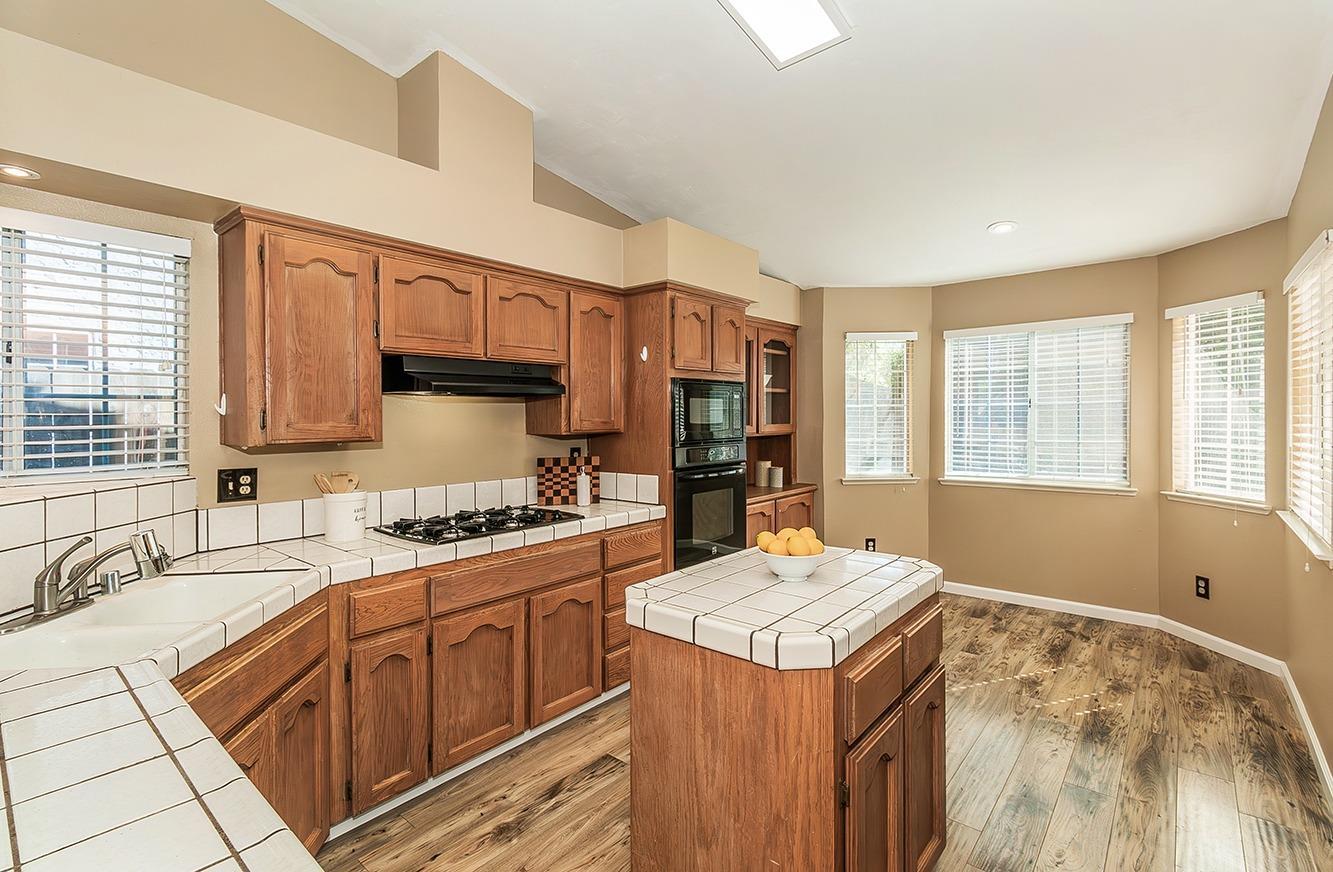 6155 N Haslam Ave, Fresno, CA 93711