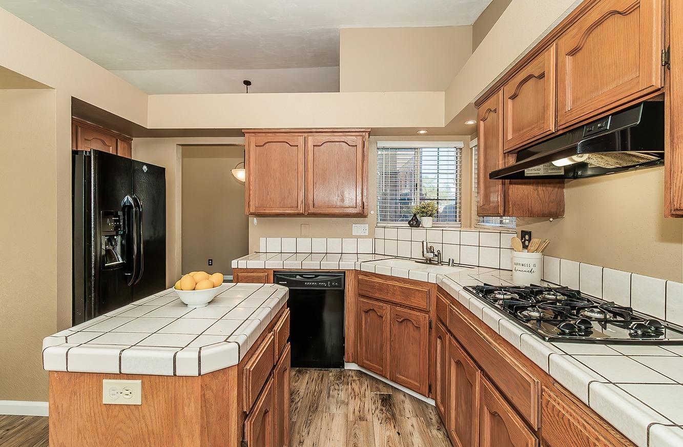 6155 N Haslam Ave, Fresno, CA 93711