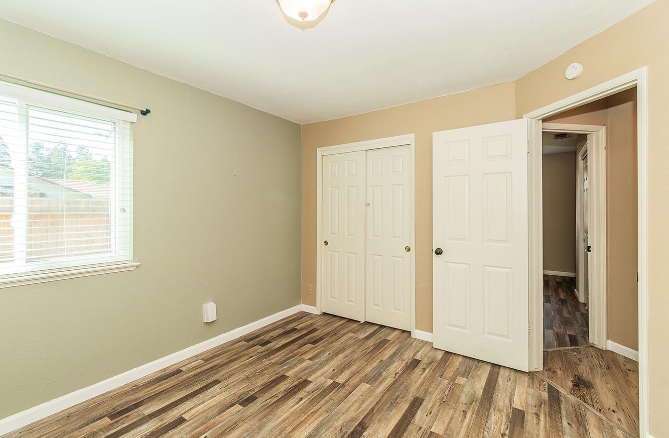 6155 N Haslam Ave, Fresno, CA 93711
