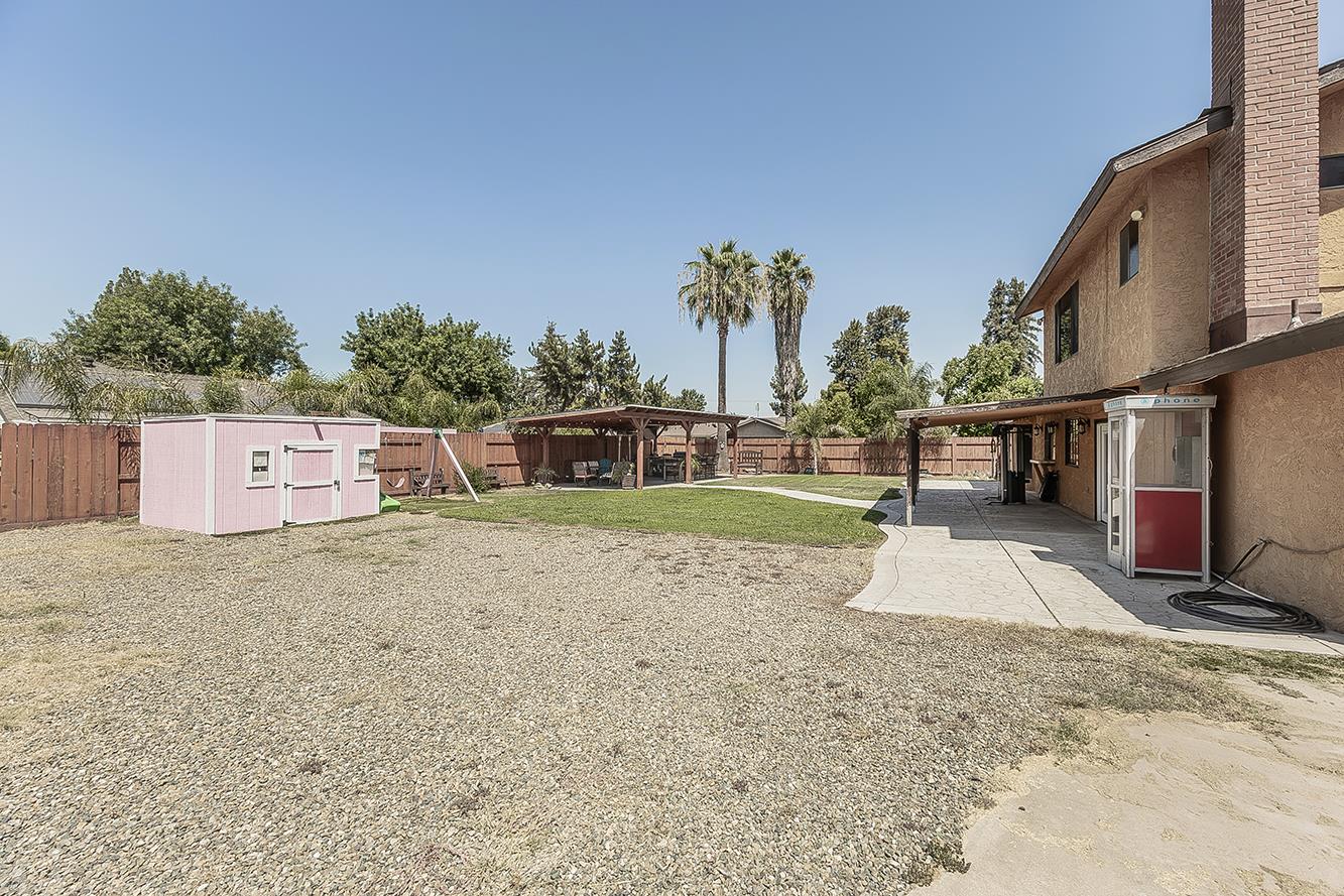 1534 S Sylmar Ave, Fresno, CA 93727