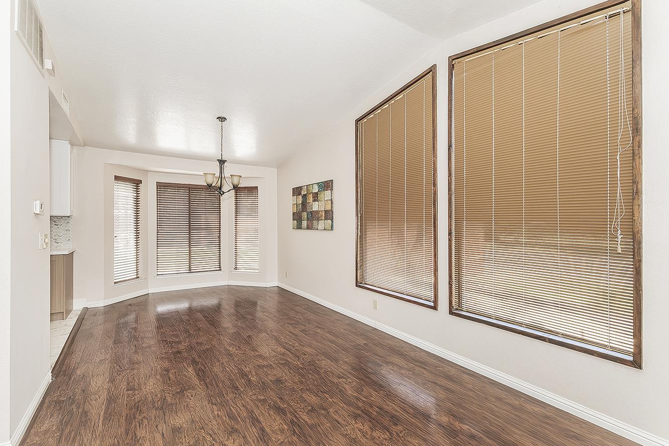 1534 S Sylmar Ave, Fresno, CA 93727