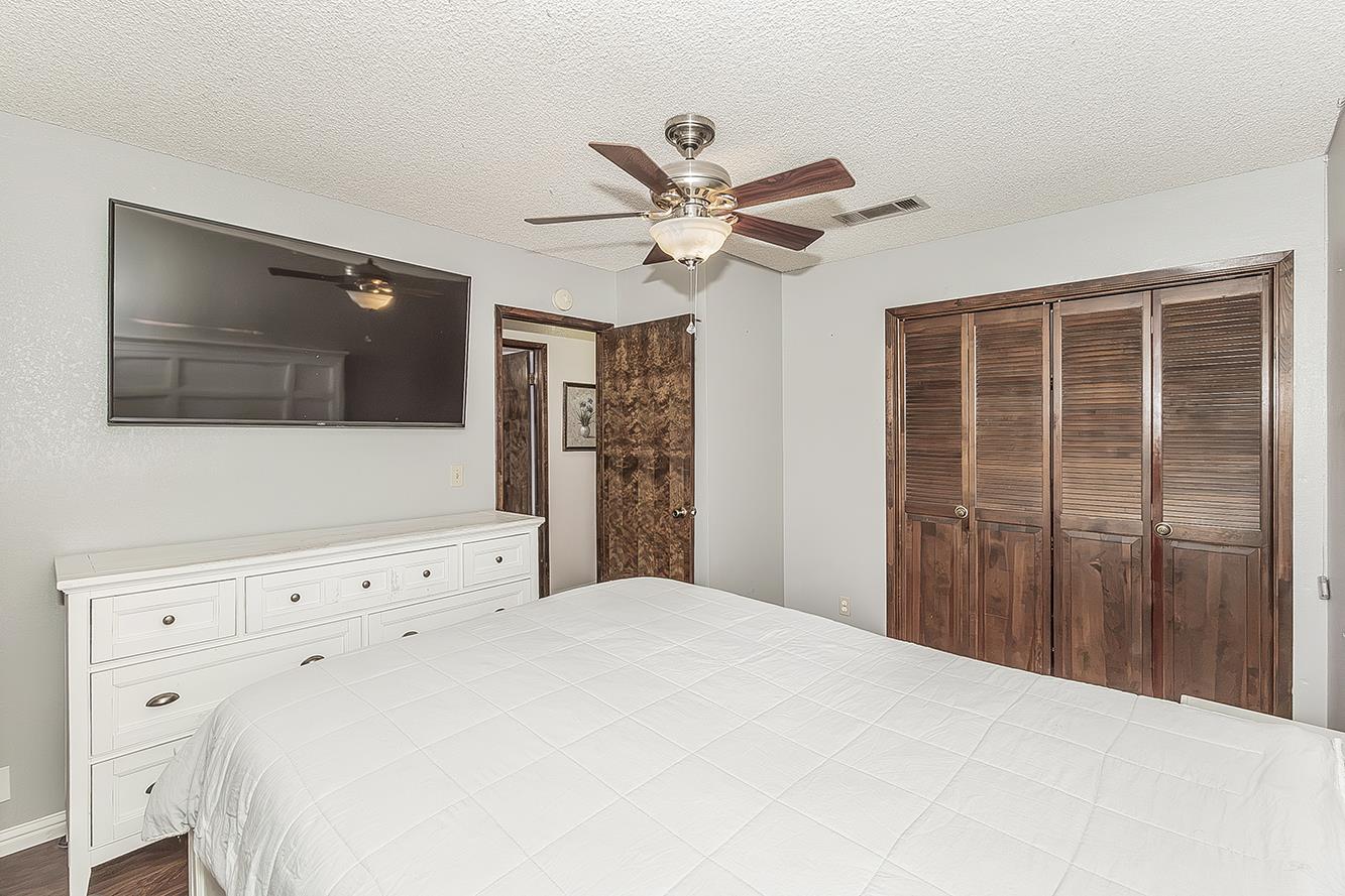 1534 S Sylmar Ave, Fresno, CA 93727