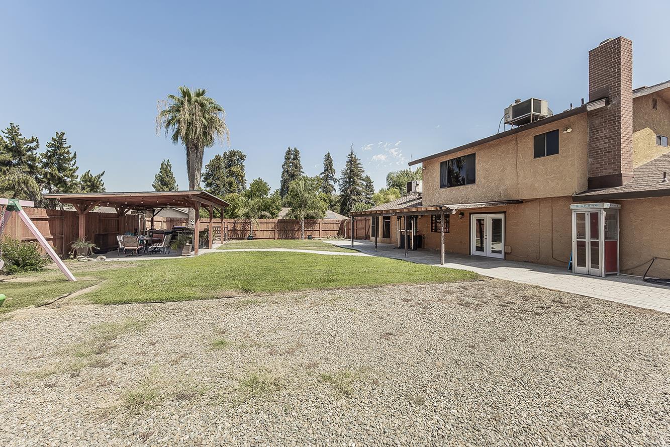 1534 S Sylmar Ave, Fresno, CA 93727