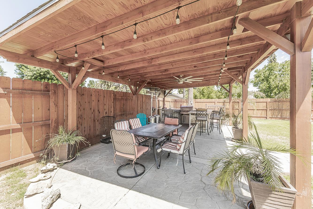 1534 S Sylmar Ave, Fresno, CA 93727